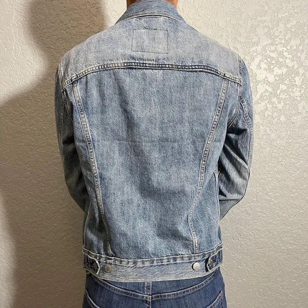 Levi’s Men’s Trucker Jacket  - Picture 10 of 12